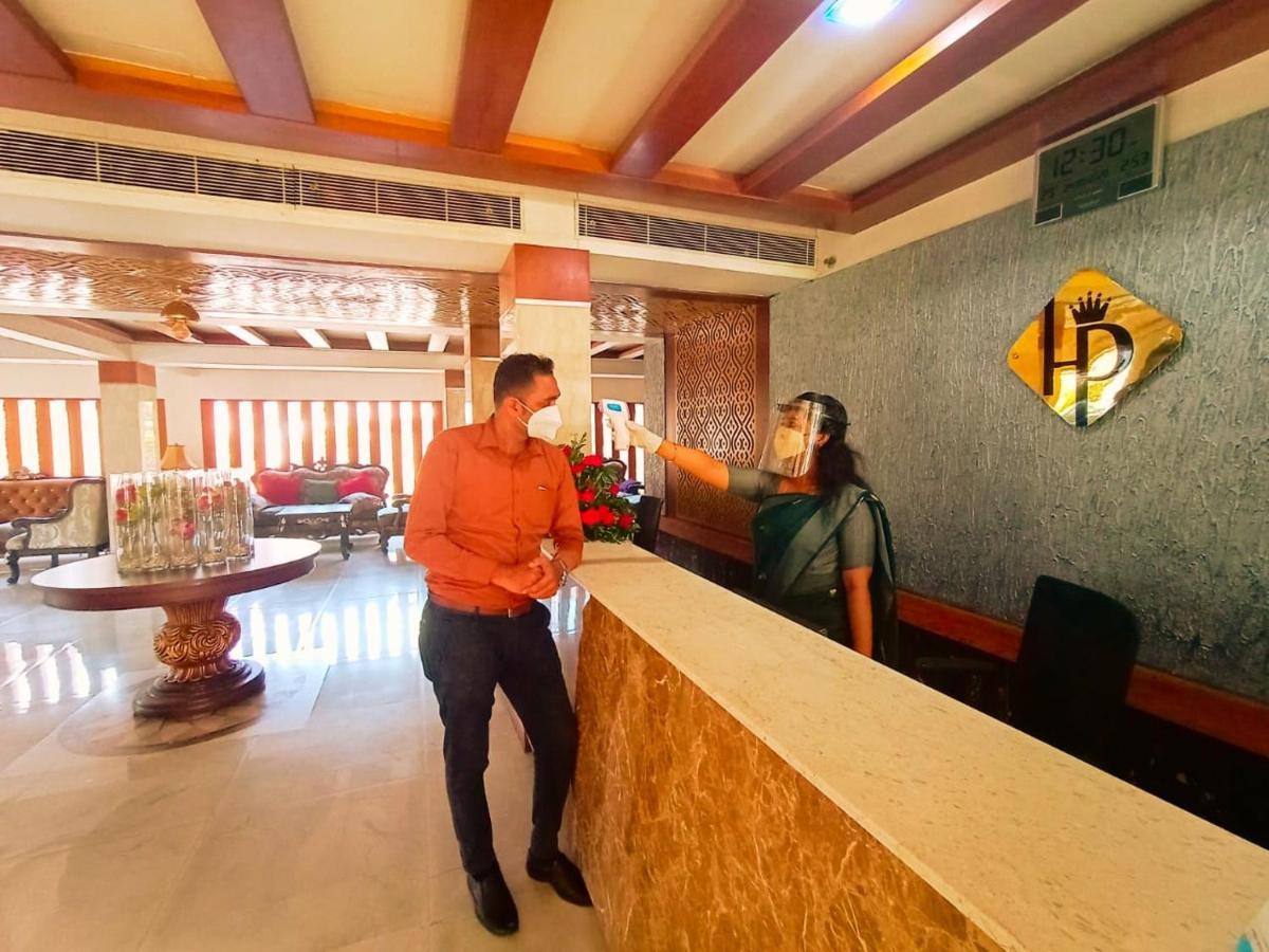 Hill Palace Hotel & Spa Kochi Exterior foto