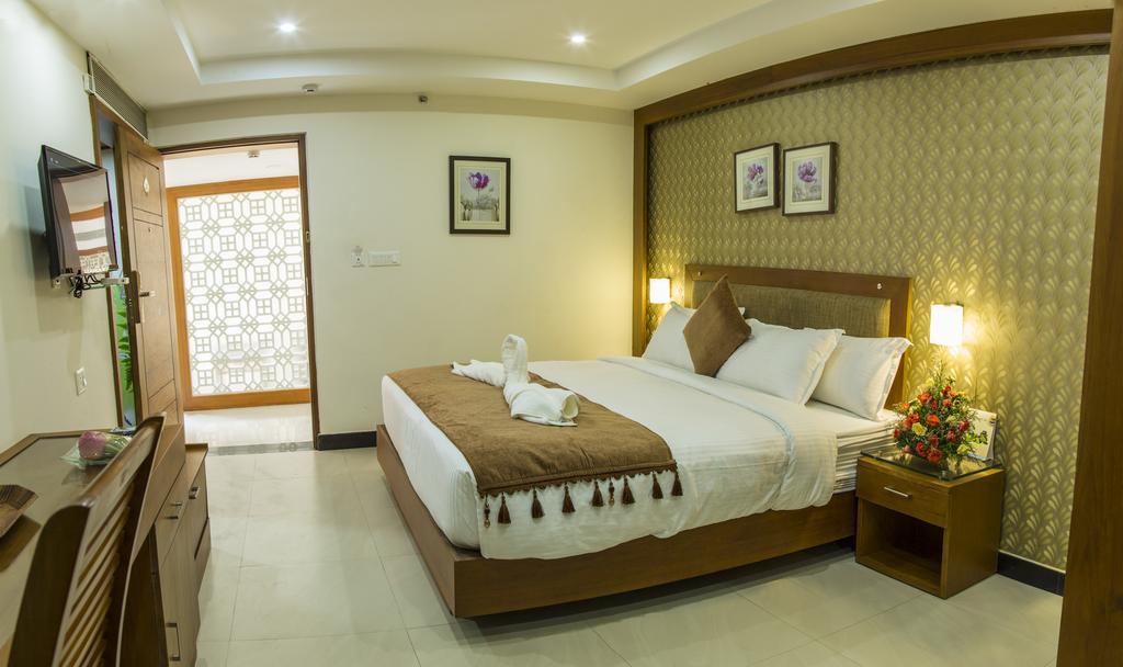 Hill Palace Hotel & Spa Kochi Exterior foto