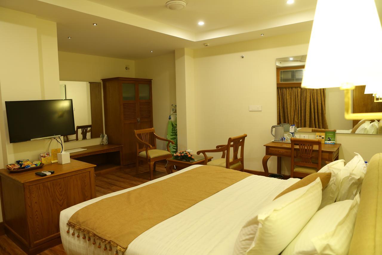 Hill Palace Hotel & Spa Kochi Exterior foto